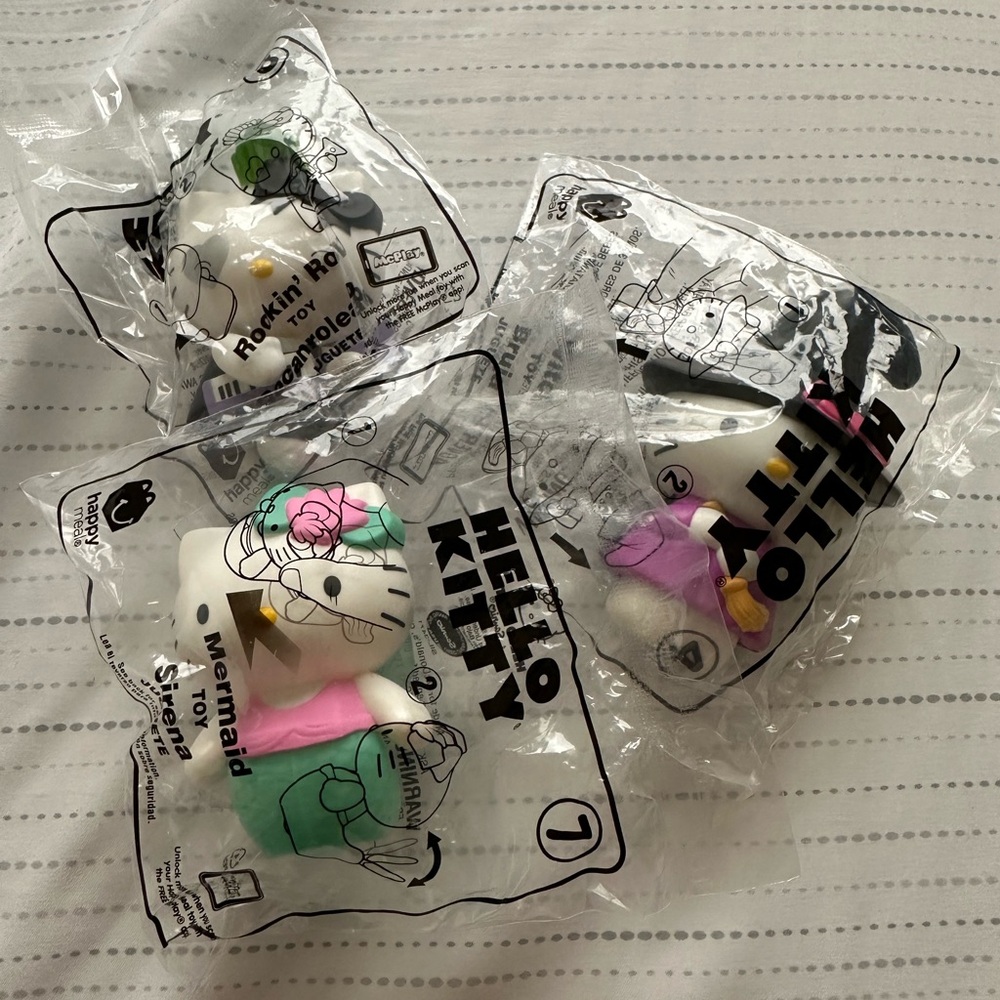 Happy Meal 2019 Halloween Hello Kitty set of 3